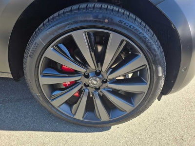 2025 Land Rover Range Rover SV