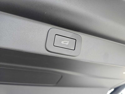 2026 Land Rover Range Rover SV