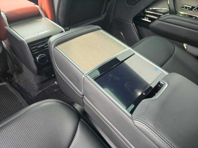 2026 Land Rover Range Rover SV