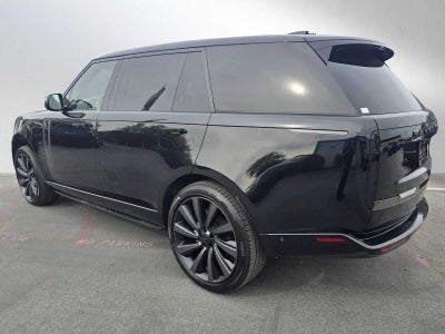2026 Land Rover Range Rover SV