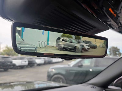 2026 Land Rover Range Rover SV