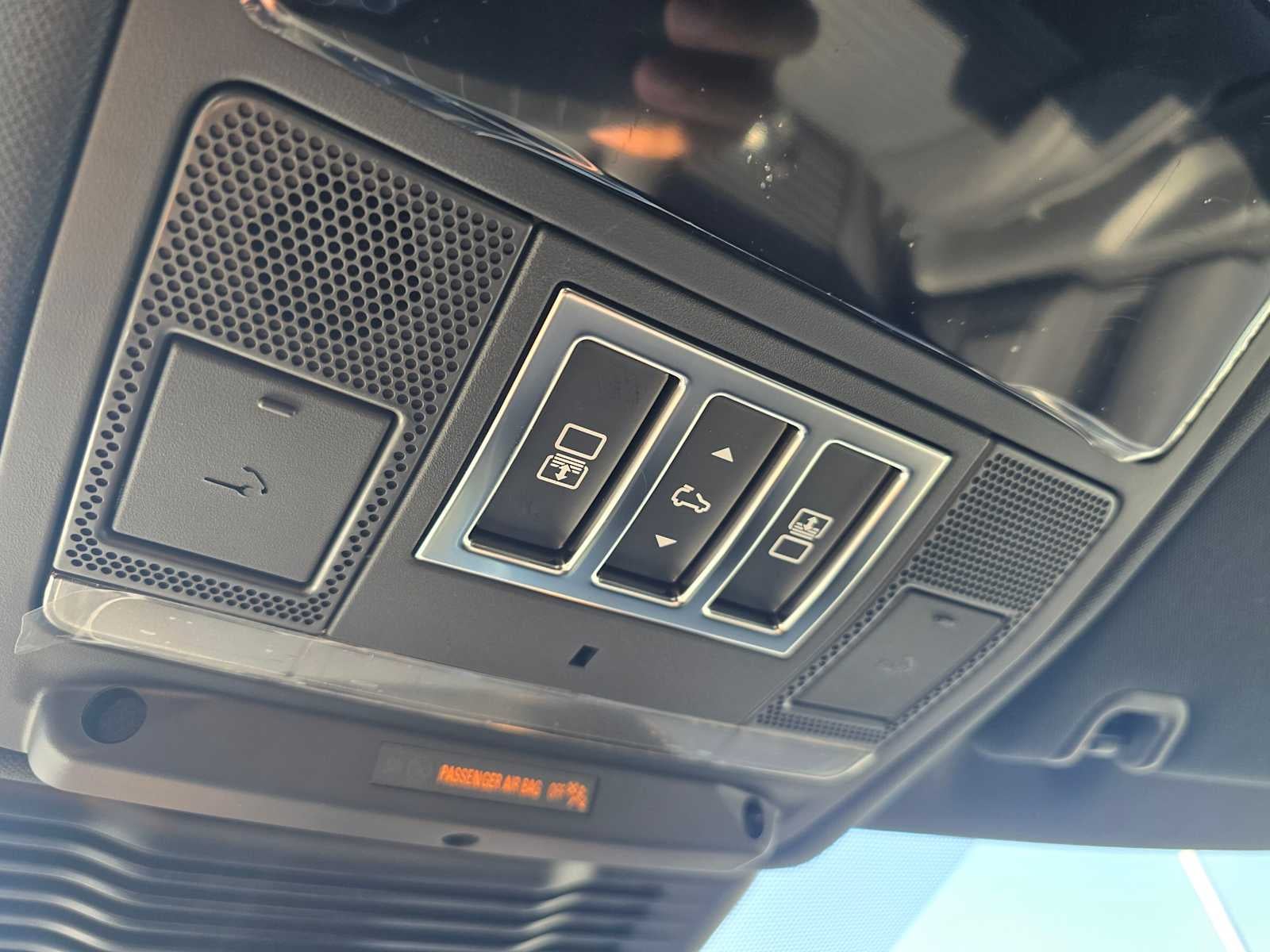 2025 Land Rover Discovery S