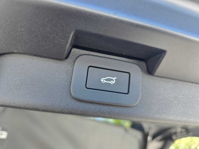 2025 Land Rover Discovery Dynamic SE