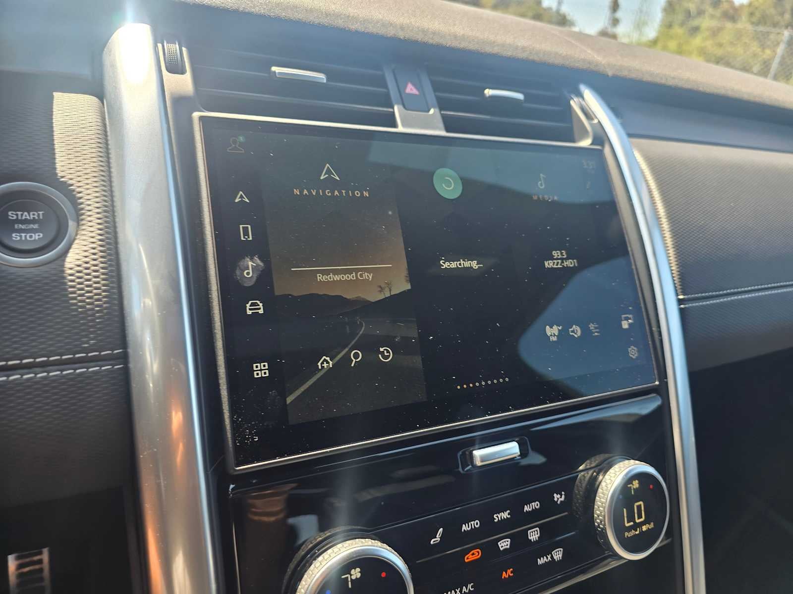2025 Land Rover Discovery Dynamic SE