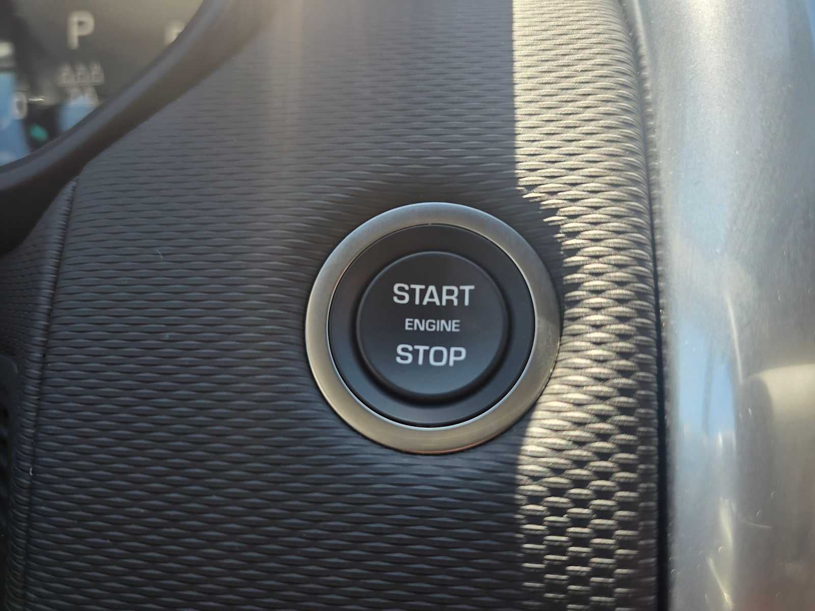 2025 Land Rover Discovery Dynamic SE