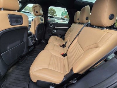 2025 Land Rover Discovery Dynamic SE