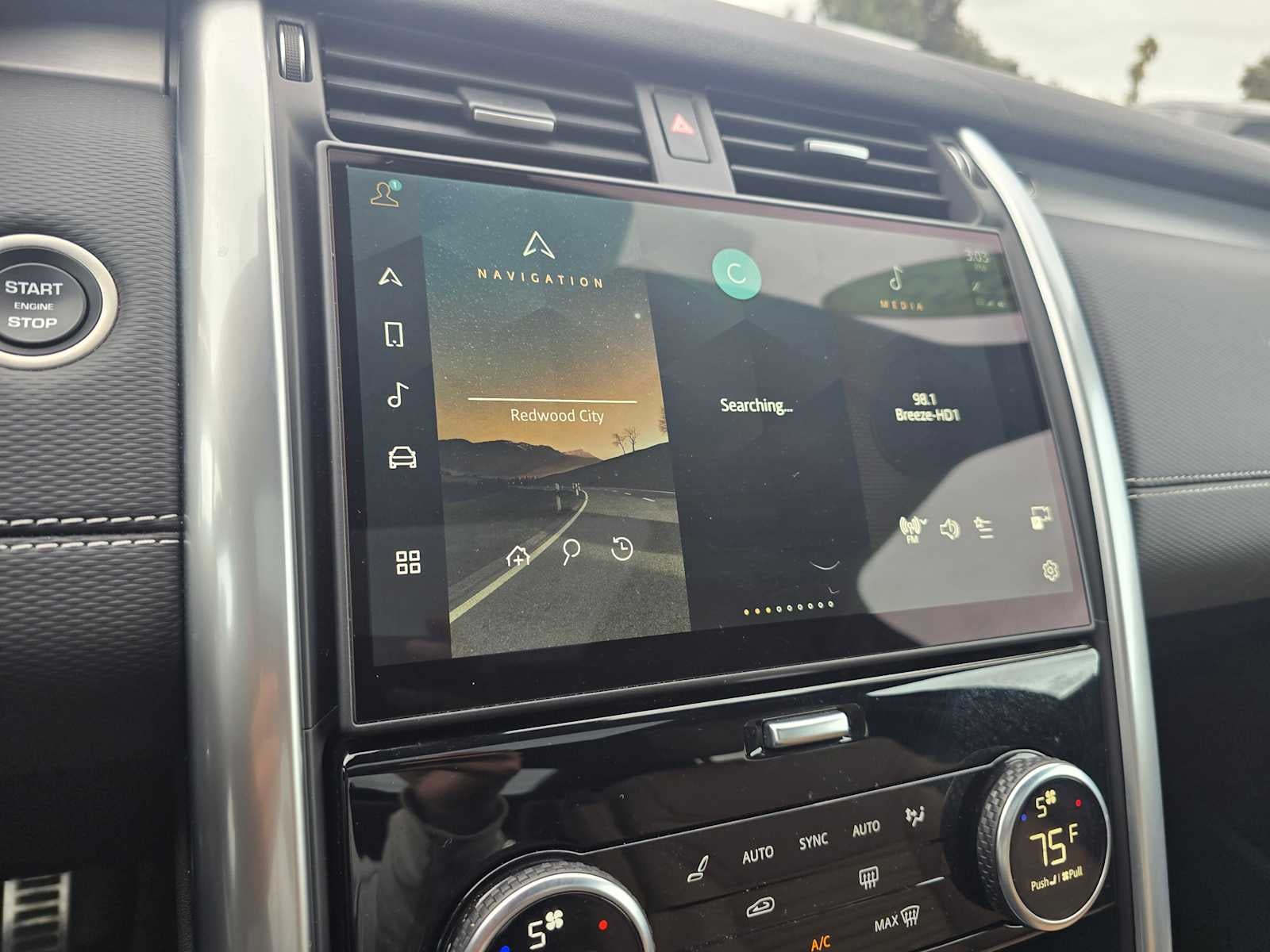 2025 Land Rover Discovery Dynamic SE