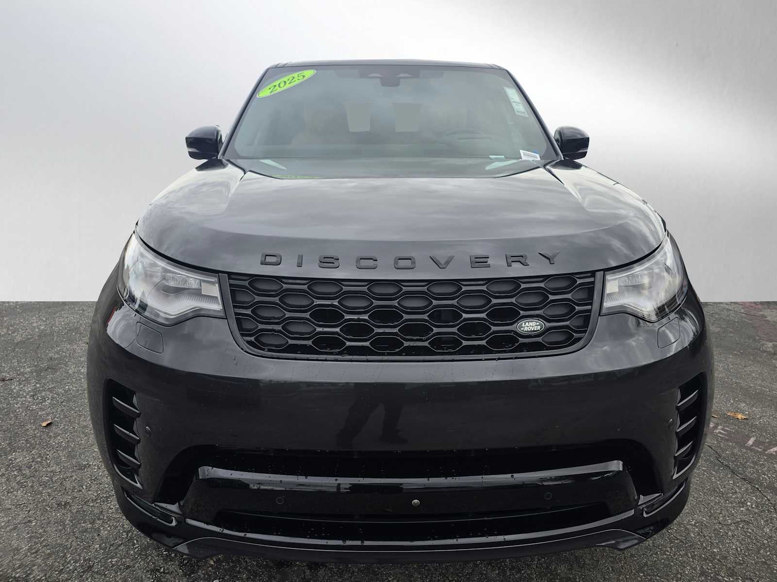 2025 Land Rover Discovery Dynamic SE