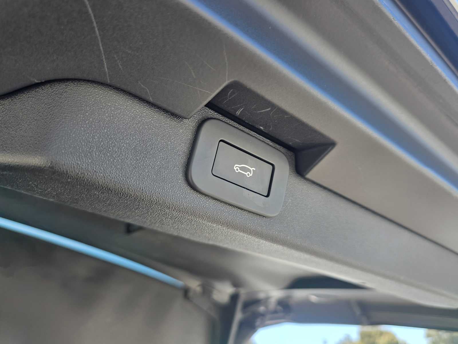 2025 Land Rover Discovery Dynamic SE