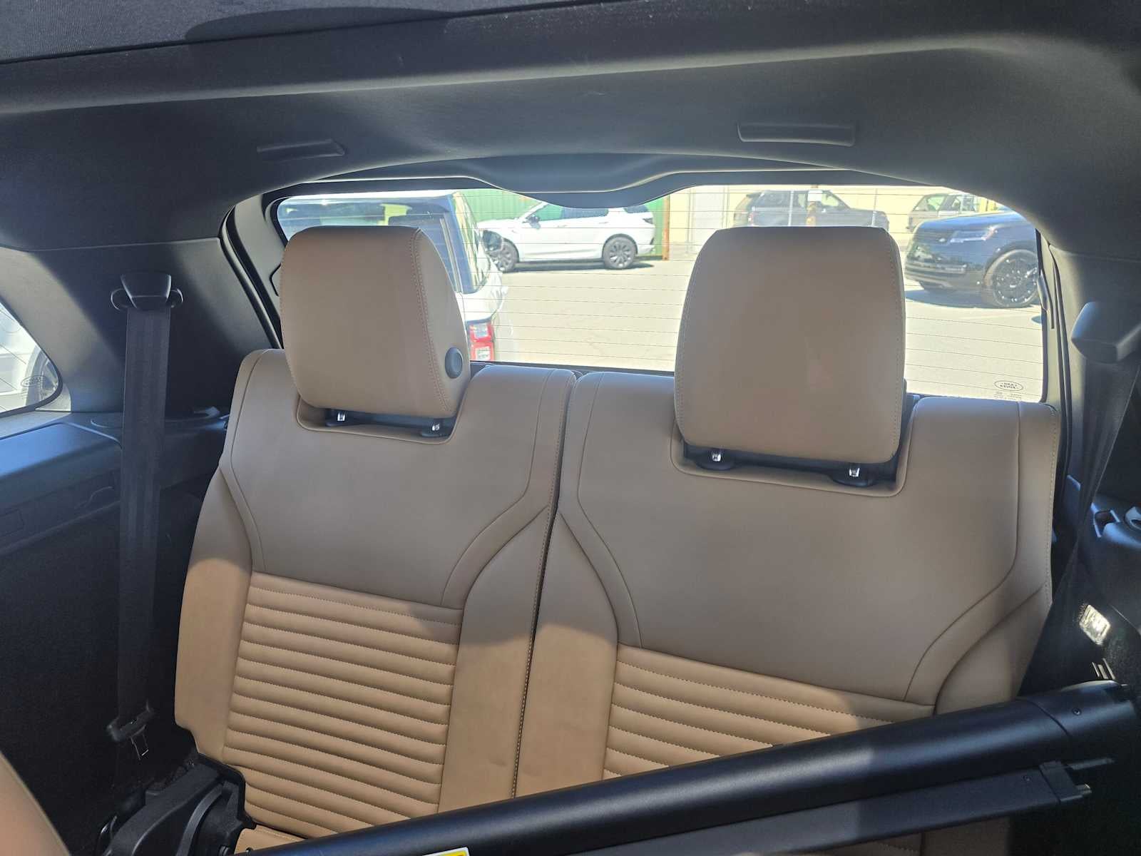 2025 Land Rover Discovery Dynamic SE