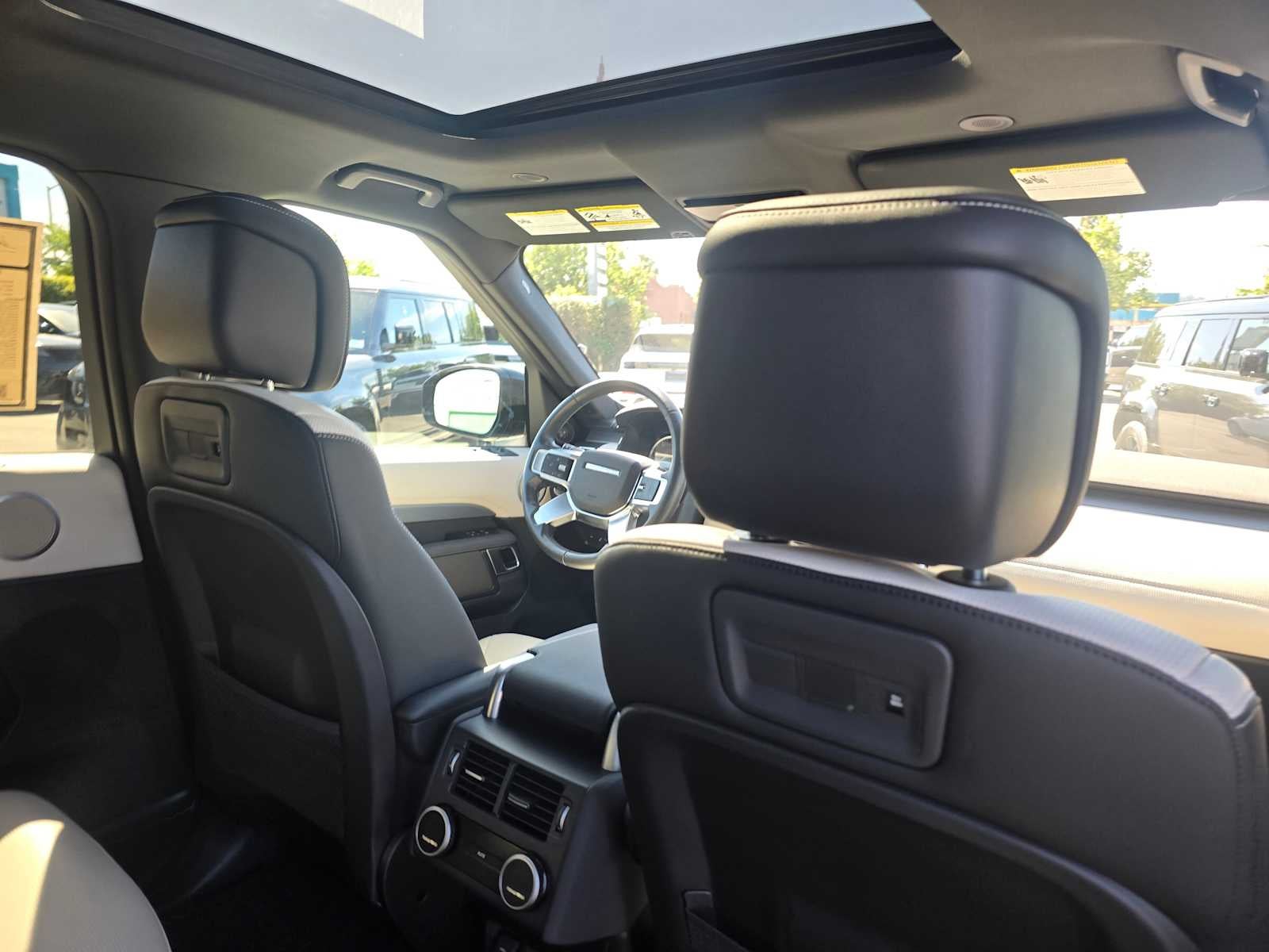 2023 Land Rover Discovery S R-Dynamic