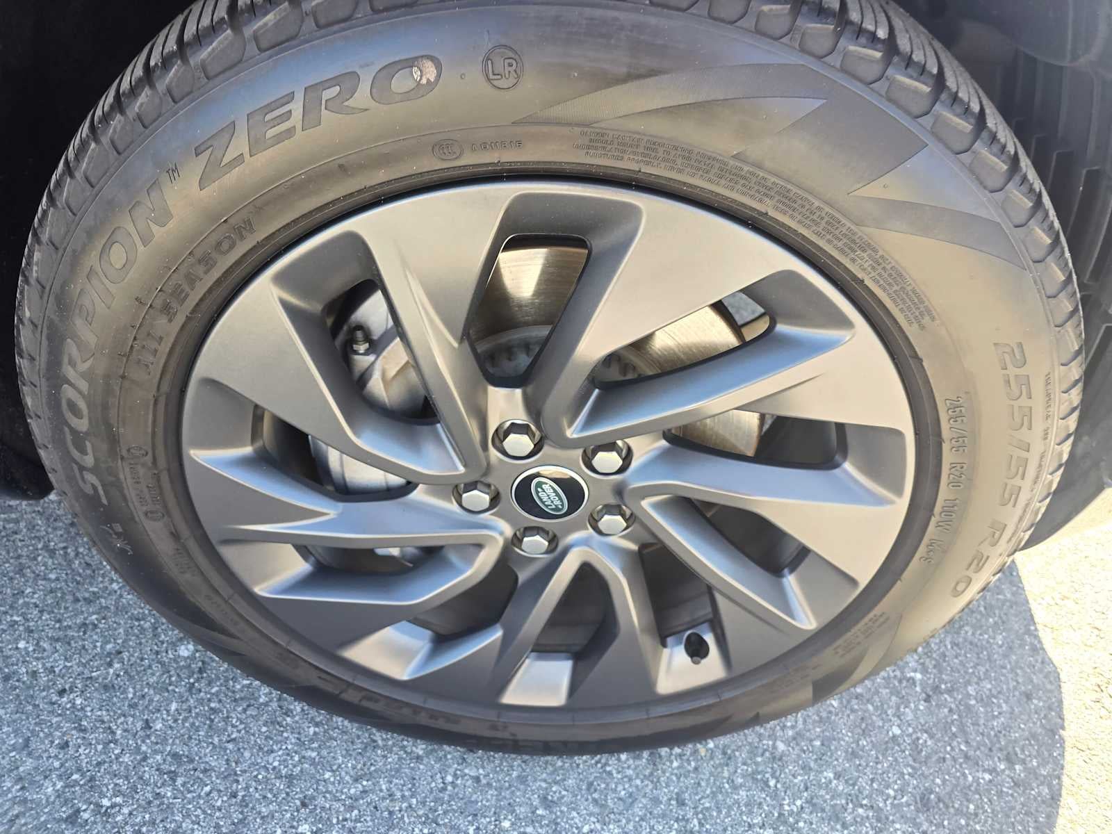 2023 Land Rover Discovery S R-Dynamic