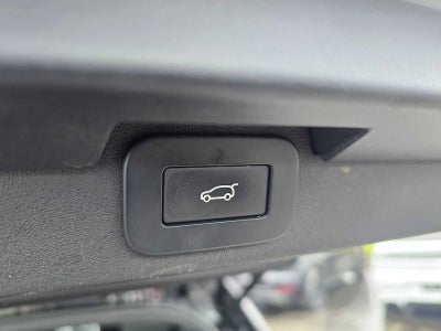 2023 Land Rover Discovery Metropolitan Edition