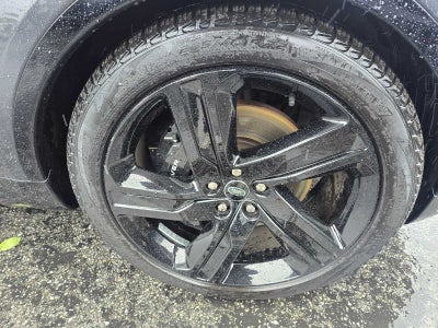 2023 Land Rover Discovery Metropolitan Edition