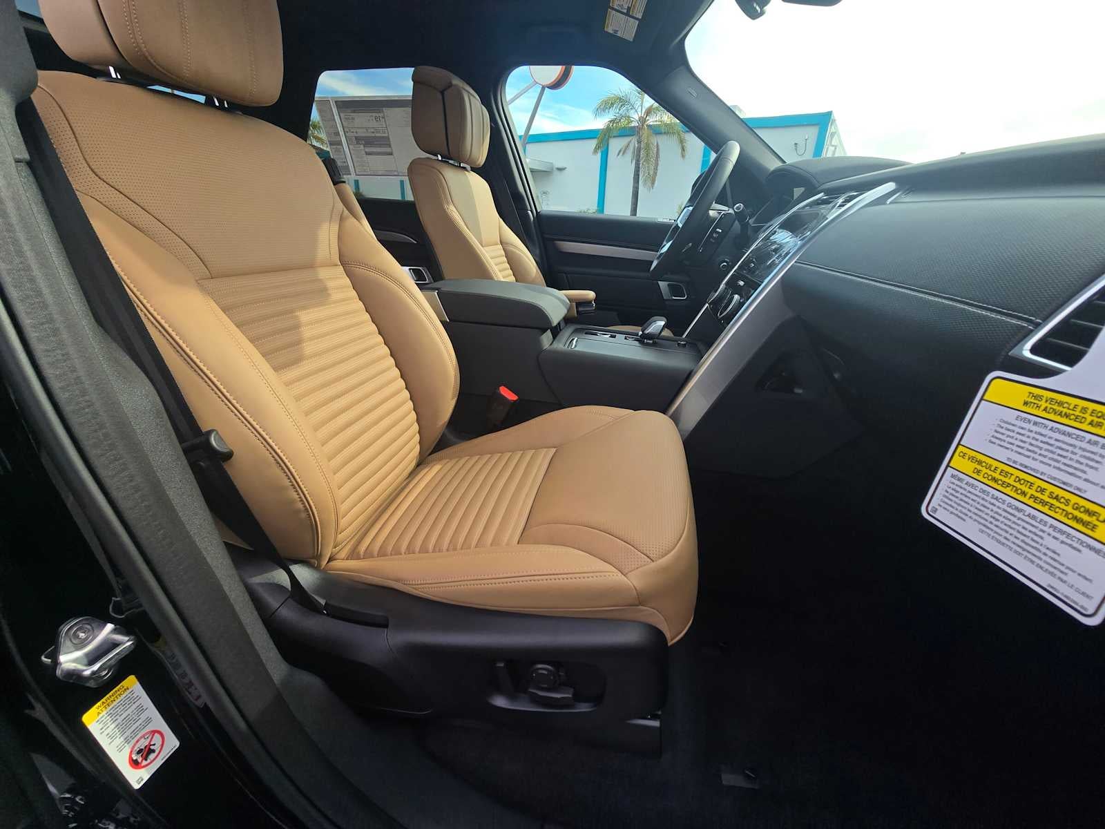2026 Land Rover Discovery Gemini Edition