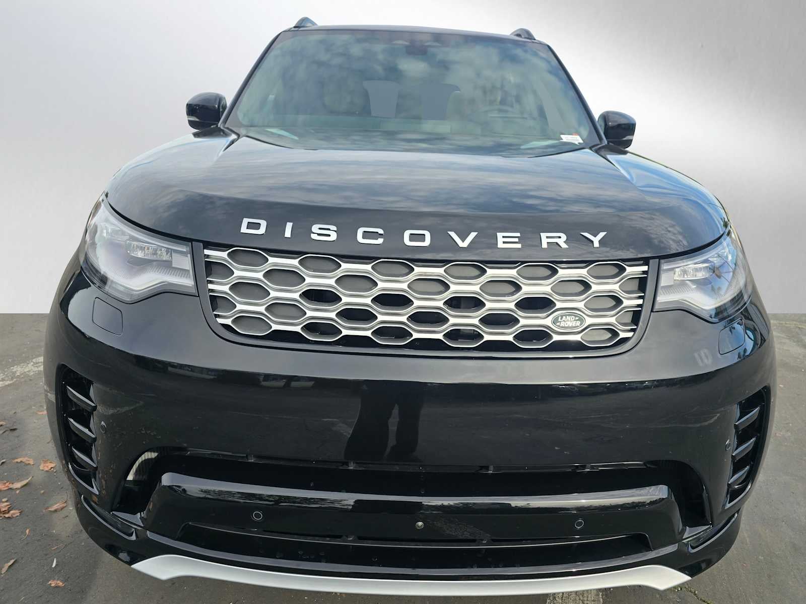 2026 Land Rover Discovery Gemini Edition