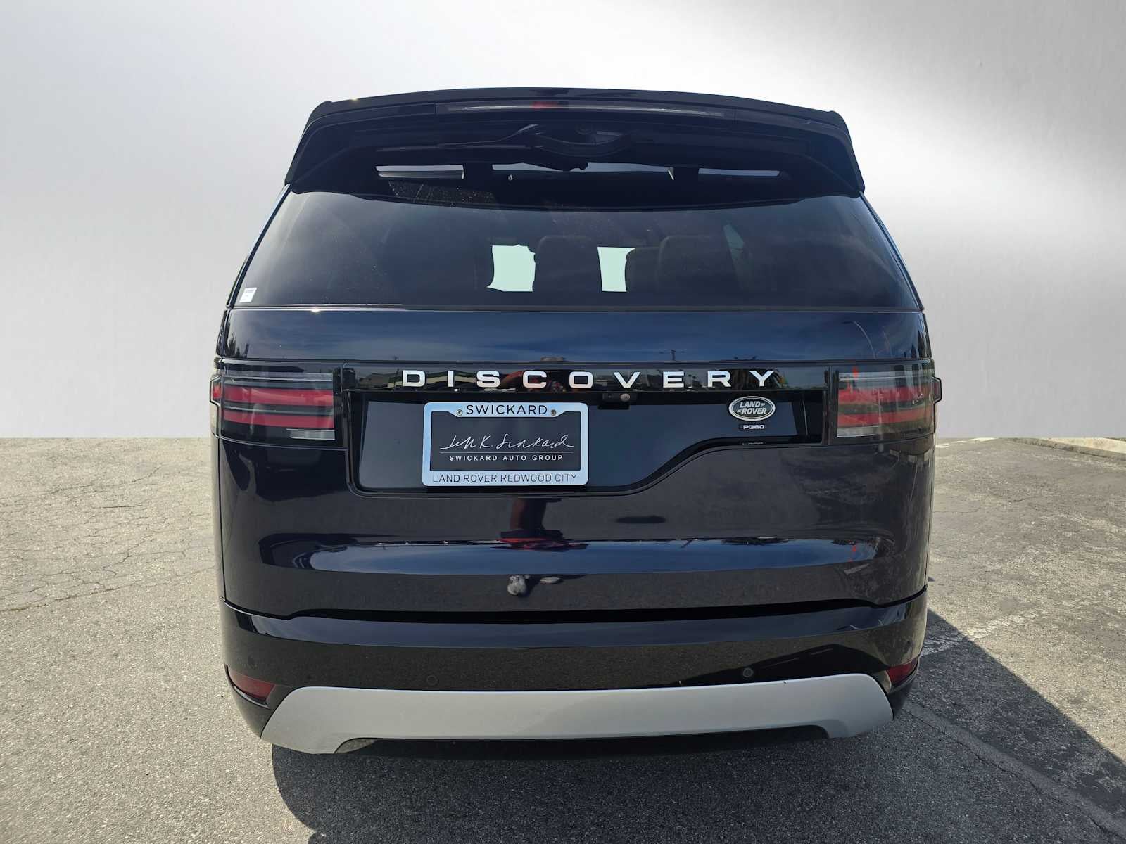 2023 Land Rover Discovery Metropolitan Edition