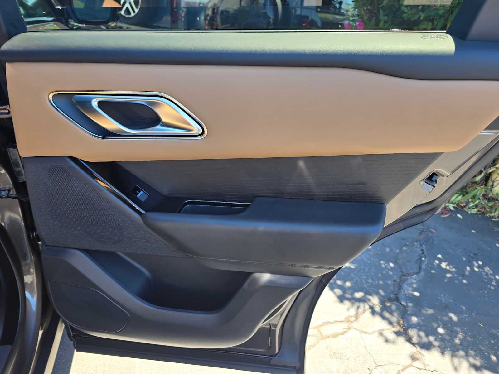 2026 Land Rover Range Rover Velar Autobiography