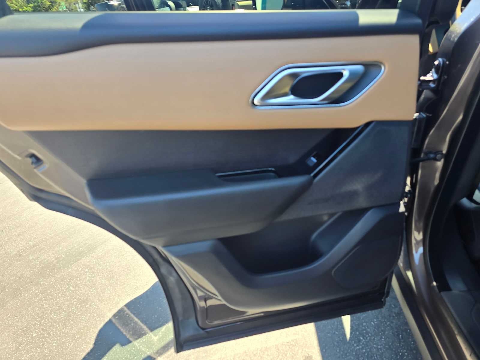 2026 Land Rover Range Rover Velar Autobiography