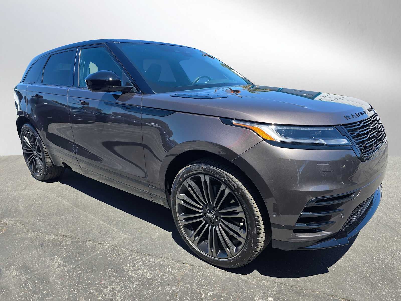 2026 Land Rover Range Rover Velar Autobiography