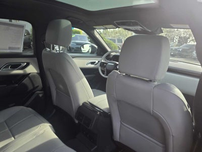 2026 Land Rover Range Rover Velar Dynamic SE