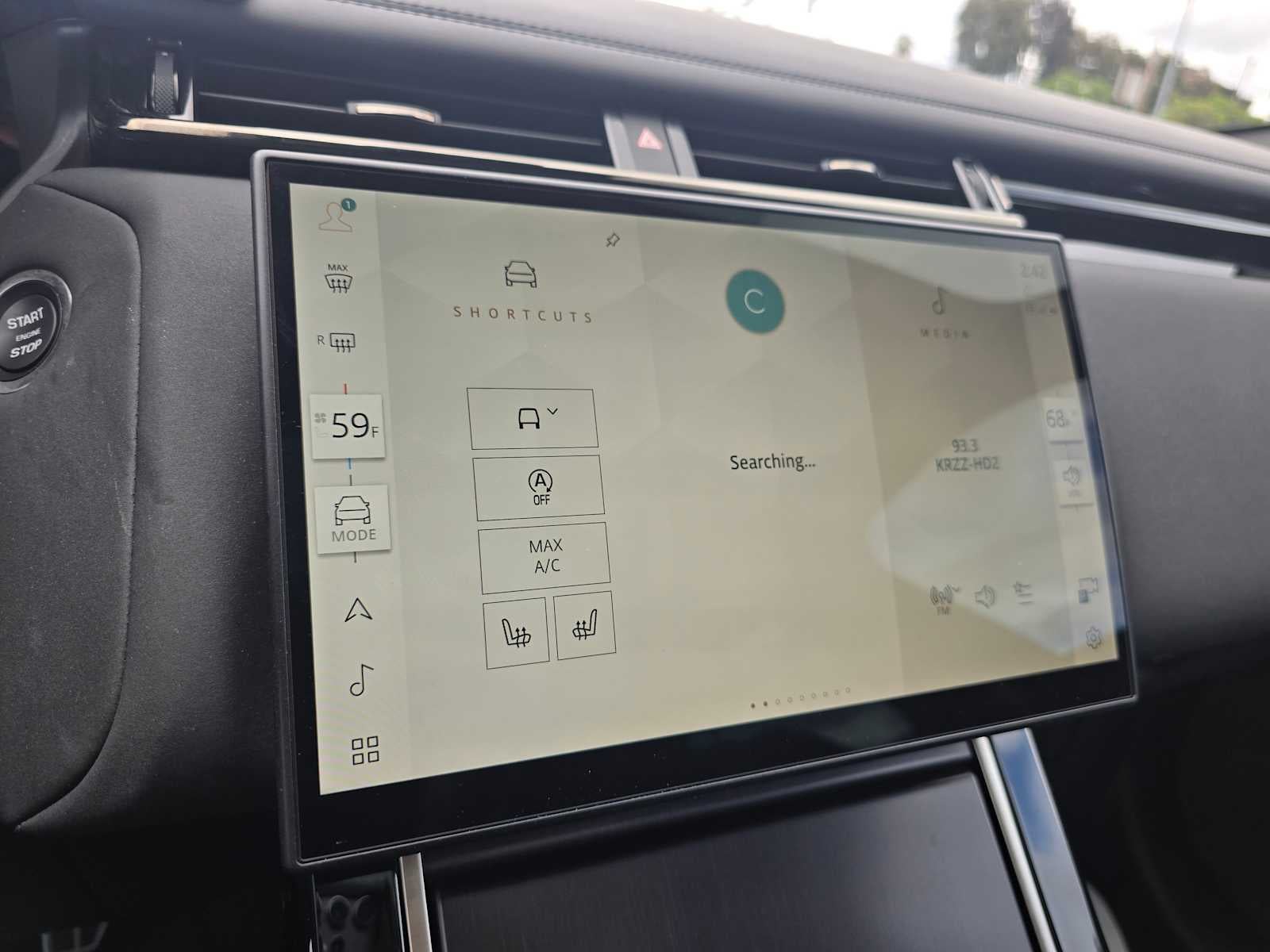 2026 Land Rover Range Rover Velar Dynamic SE
