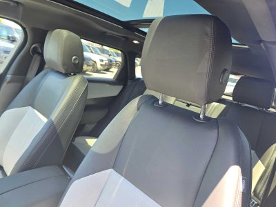 2026 Land Rover Range Rover Velar Dynamic SE