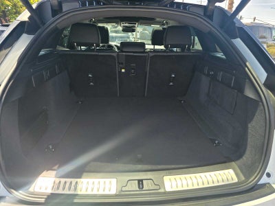 2026 Land Rover Range Rover Velar Dynamic SE