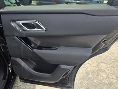 2025 Land Rover Range Rover Velar Dynamic SE