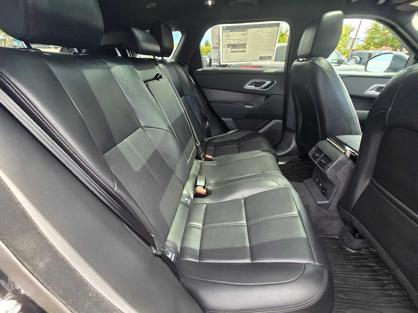 2025 Land Rover Range Rover Velar Dynamic SE