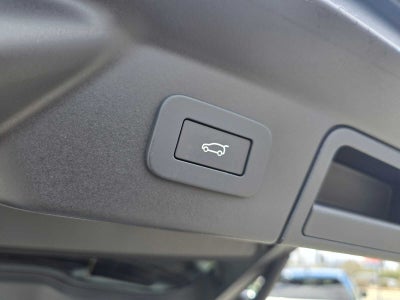 2025 Land Rover Range Rover Velar Dynamic SE