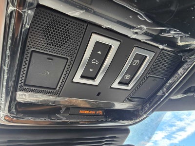 2025 Land Rover Range Rover Velar Dynamic SE