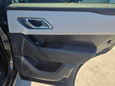 2026 Land Rover Range Rover Velar Dynamic SE