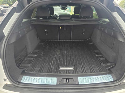 2026 Land Rover Range Rover Velar Dynamic SE