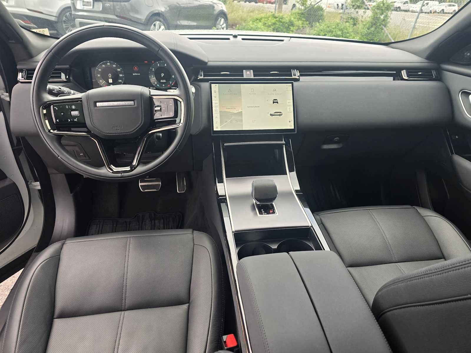 2026 Land Rover Range Rover Velar Dynamic SE