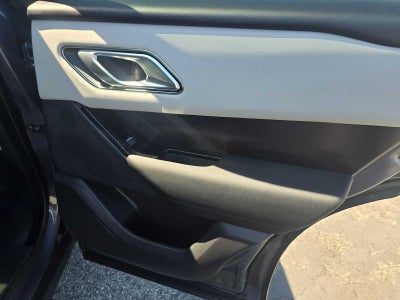 2026 Land Rover Range Rover Velar Dynamic SE