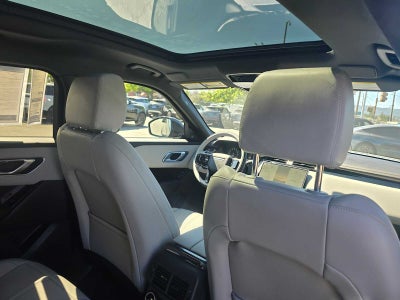 2026 Land Rover Range Rover Velar Dynamic SE