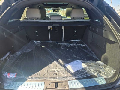 2026 Land Rover Range Rover Velar Dynamic SE