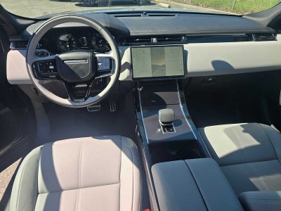 2026 Land Rover Range Rover Velar Dynamic SE