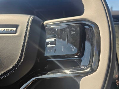 2026 Land Rover Range Rover Velar Dynamic SE