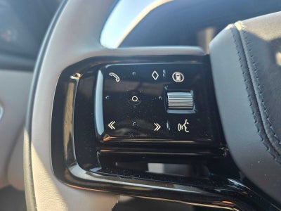 2026 Land Rover Range Rover Velar Dynamic SE