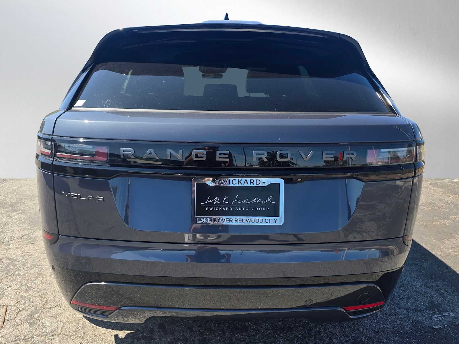 2026 Land Rover Range Rover Velar Dynamic SE
