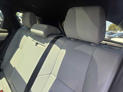 2026 Land Rover Range Rover Velar Dynamic SE