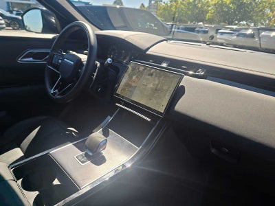 2026 Land Rover Range Rover Velar Dynamic SE
