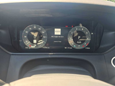 2026 Land Rover Range Rover Velar Dynamic SE