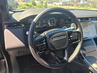 2026 Land Rover Range Rover Velar Dynamic SE