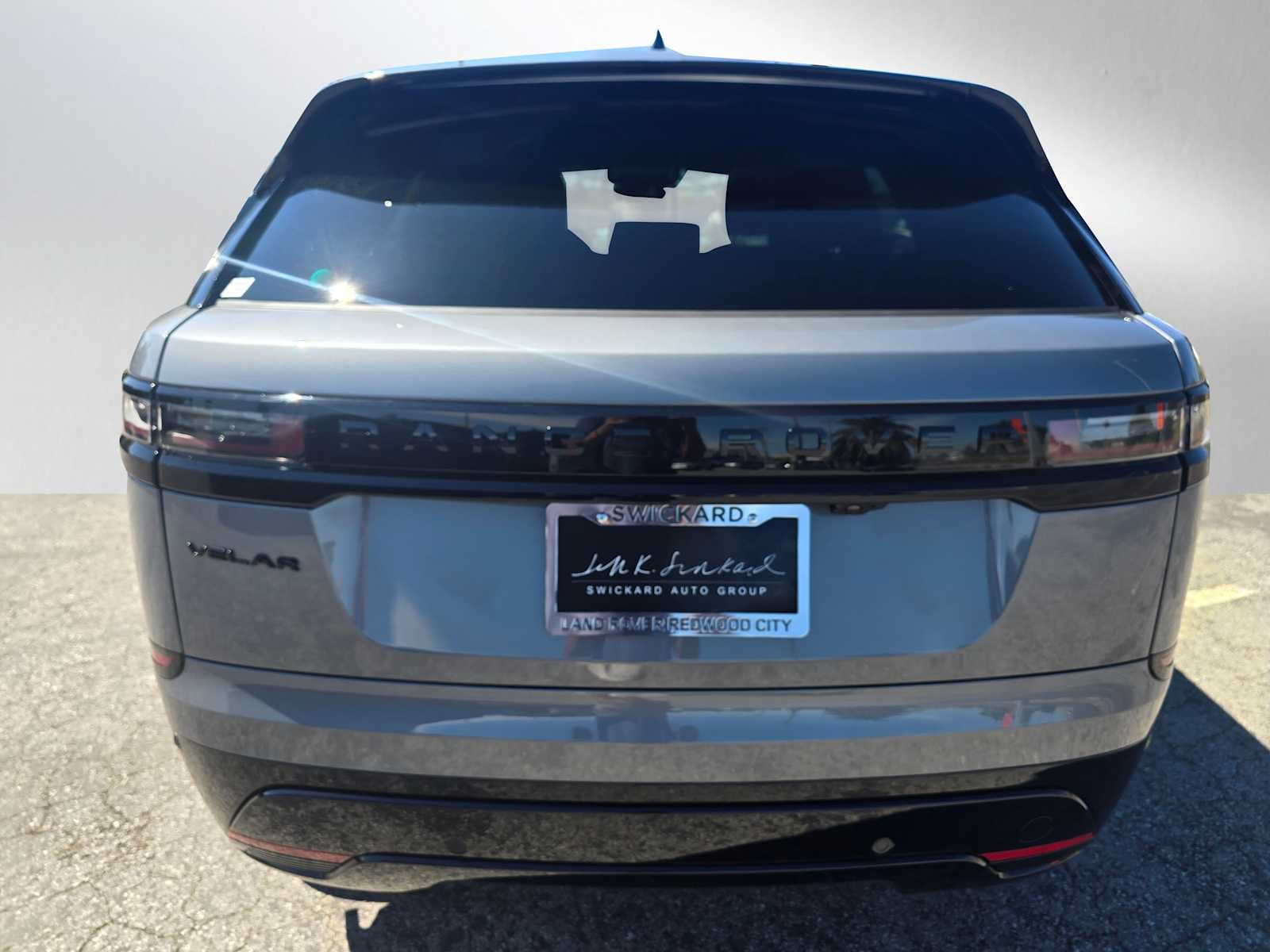 2026 Land Rover Range Rover Velar Dynamic SE