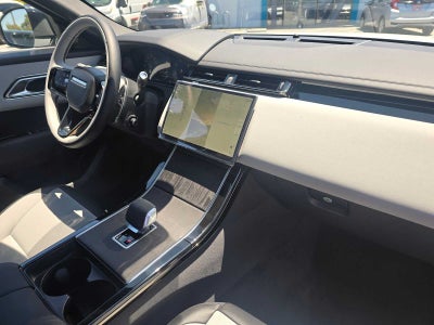 2026 Land Rover Range Rover Velar Dynamic SE