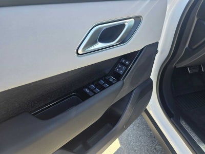 2026 Land Rover Range Rover Velar Dynamic SE
