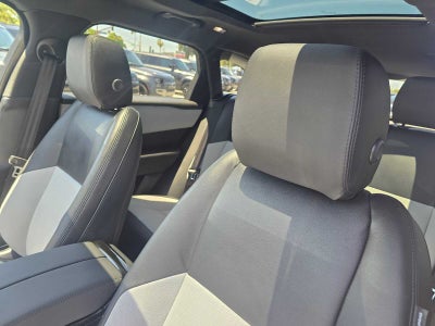2026 Land Rover Range Rover Velar Dynamic SE